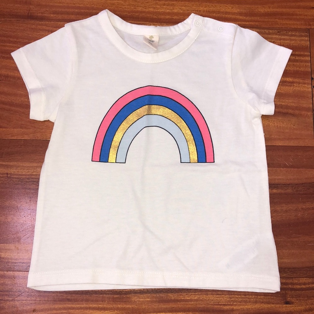 NEVER WORN Girls Ivory Rainbow Tee Size 24M ✨